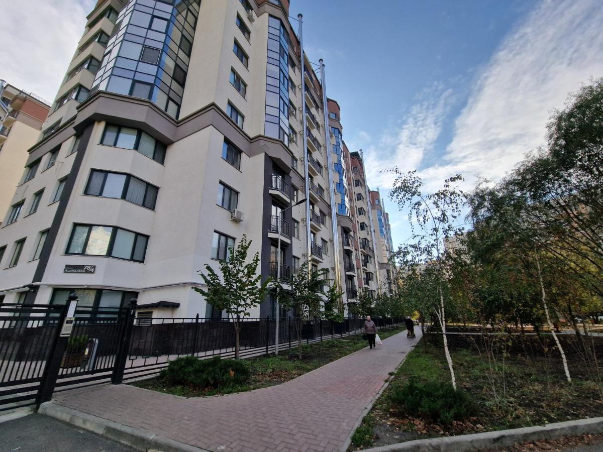 Center Candle Apartment Chisináu Exterior foto